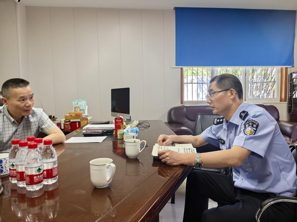 警商联动启新程  共筑平安谋划防地