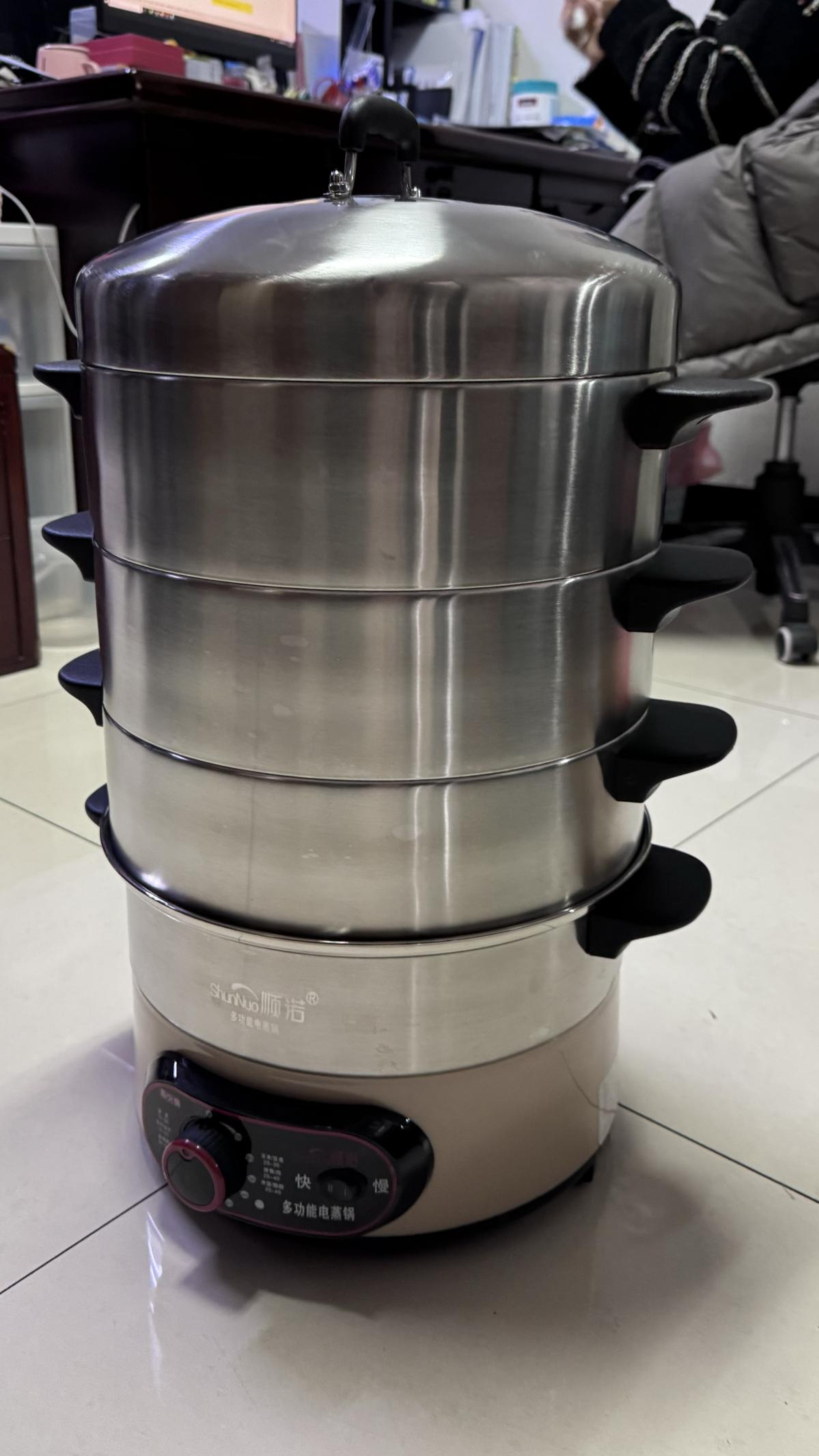 “严冬温暖包”，，，，，，，关爱夜班职工