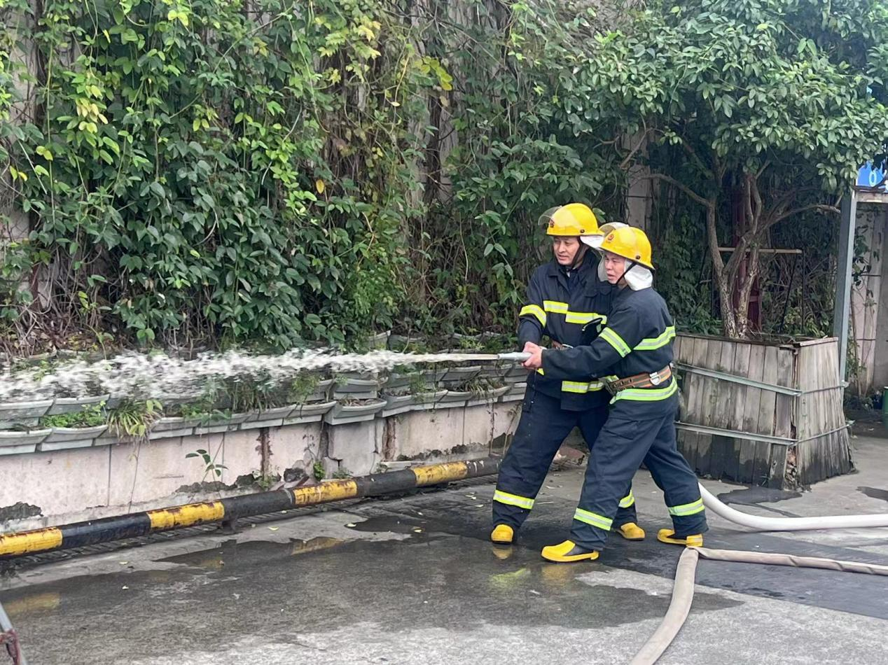 钱江商城、水晶城团结消防演练共筑平安防地