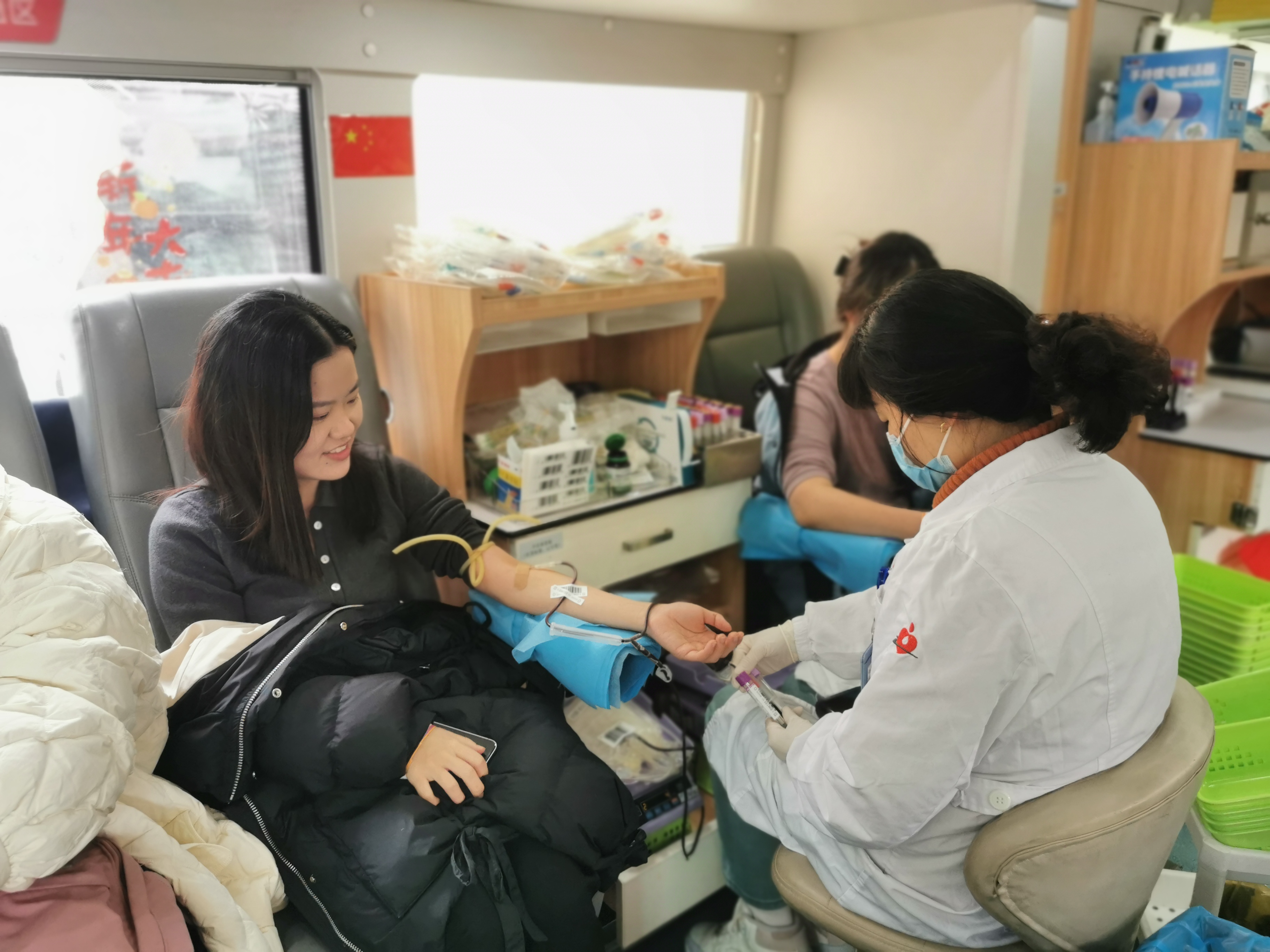 水晶城加入上塘街道无偿献血运动