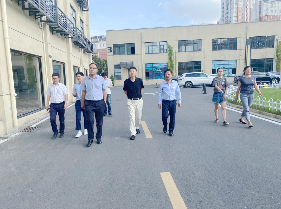合肥市投资增进局副局长郭玉玺 莅临庐阳利记官网平台入口文创园考察
