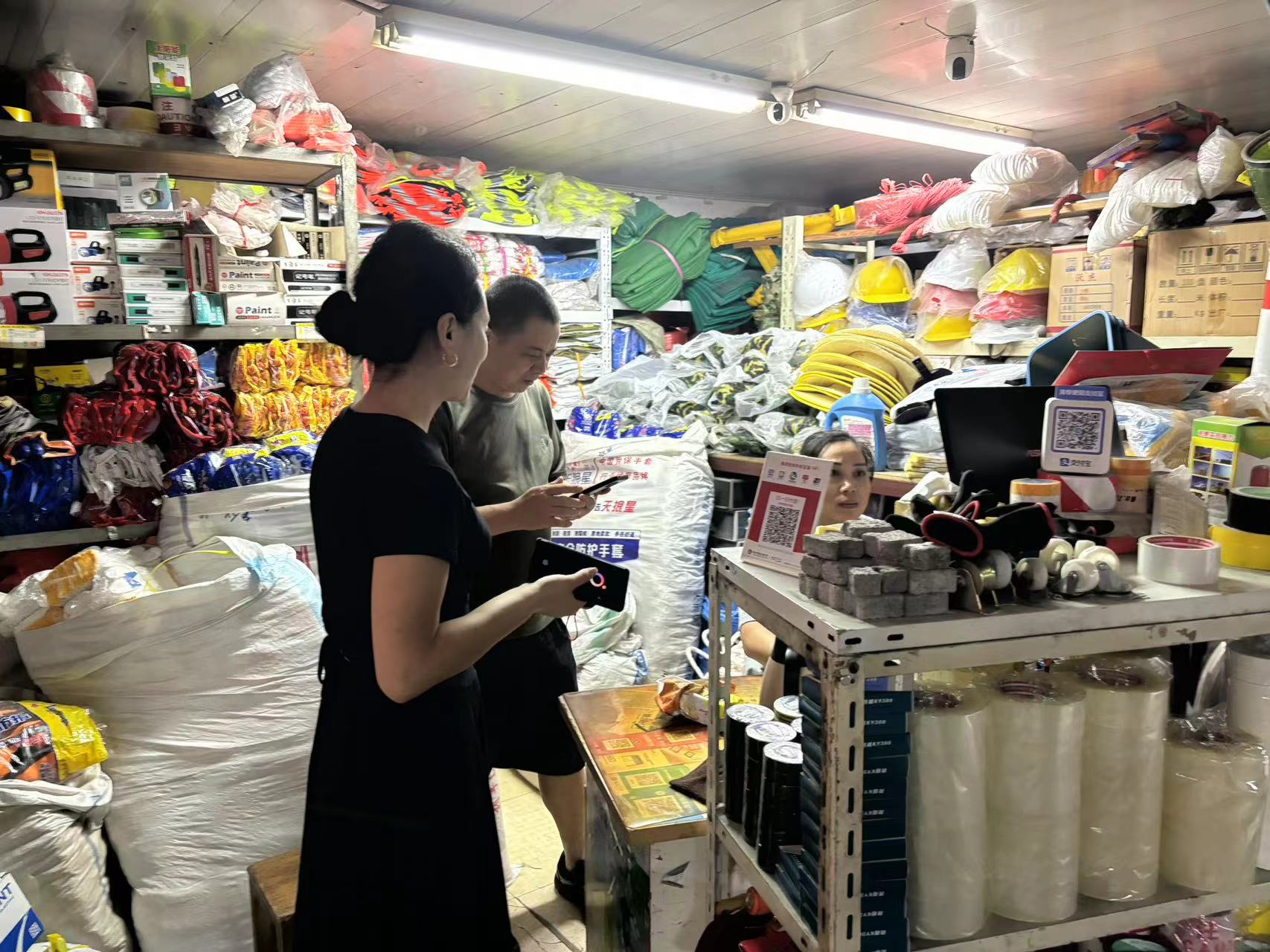 利记官网平台入口市场防汛在行动