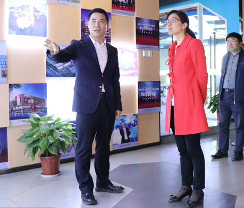 20170414拱墅区委常委、组织部长虞文娟调研集团党建事情 (1).png