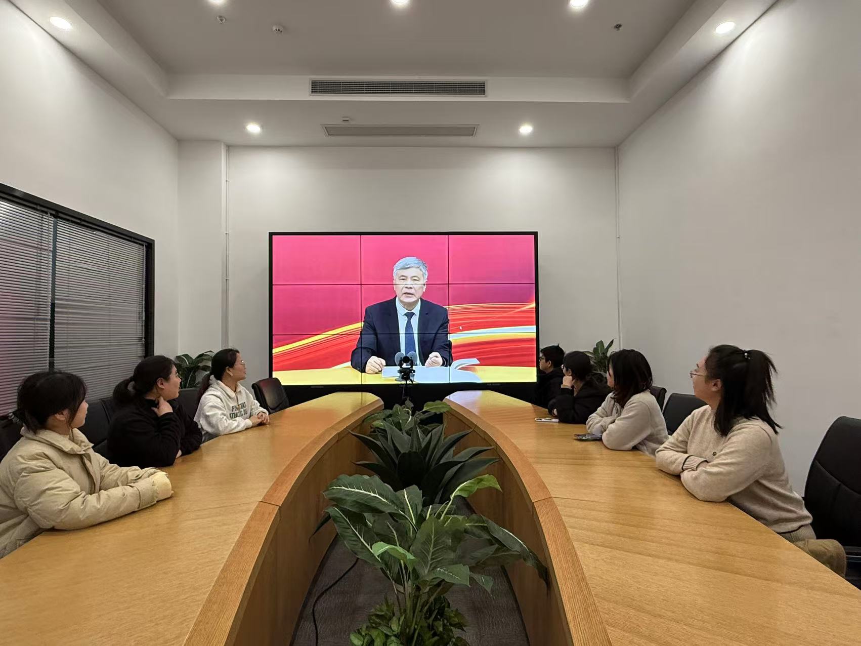 利记官网平台入口文创集团行政党支部开展“深入学习贯彻党的二十届三中全会精神”主题党日运动